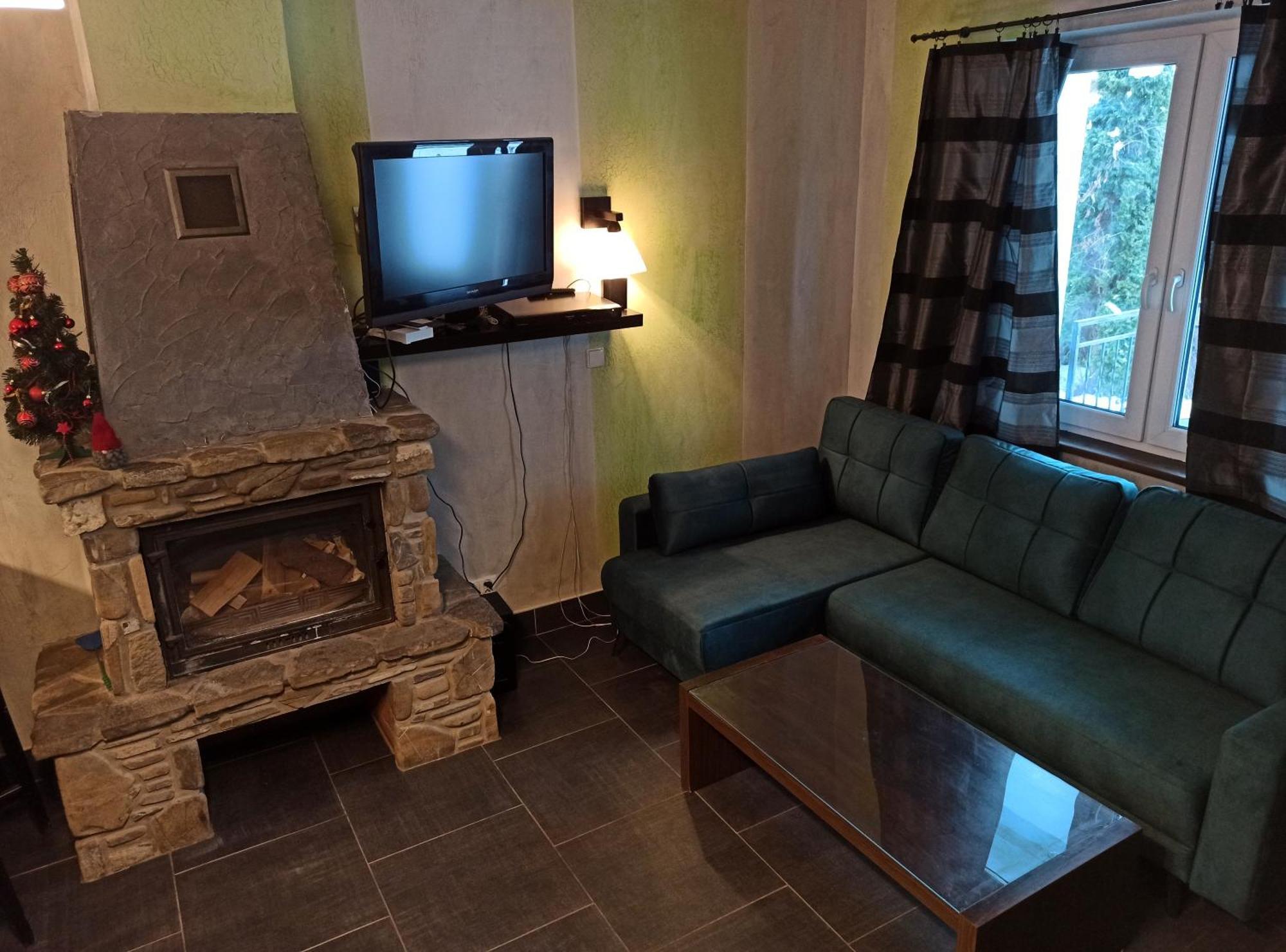 Apartaments Gory Niedzica Zamek Exteriör bild