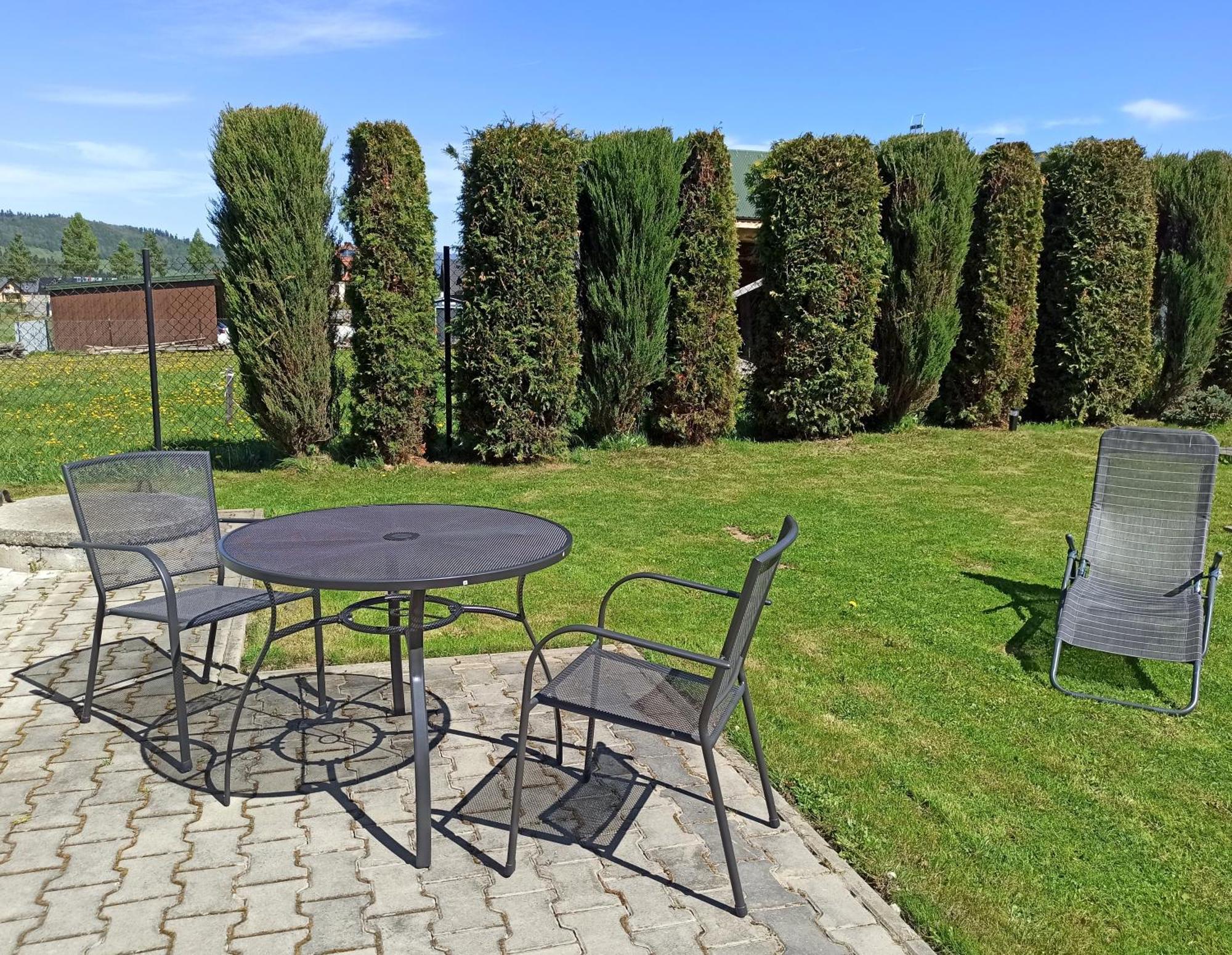Apartaments Gory Niedzica Zamek Exteriör bild