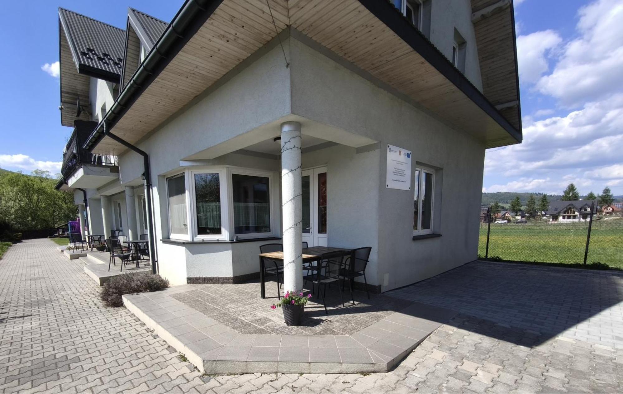 Apartaments Gory Niedzica Zamek Exteriör bild